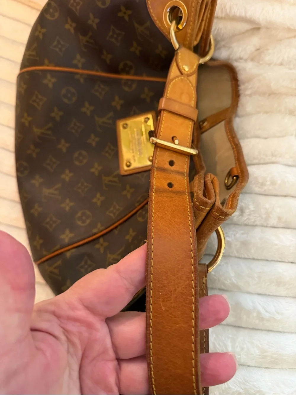 2008 Louis Vuitton Monogram Galliera PM bag